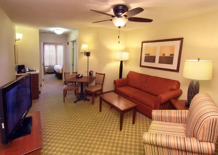 Country Inn & Suites By Radisson, Crystal Lake, Il